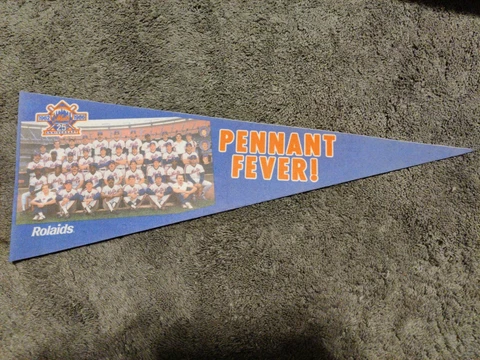 NEW YORK METS 25TH ANNIVERSARY 1962-1986 PENNANT 8 1/2" x 24" Cover