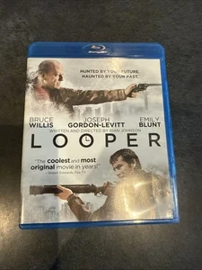 Looper [Blu-ray] Joseph Gordon-Levitt, Bruce Willis, Emily Blunt - Very Good - Afbeelding 1 van 4