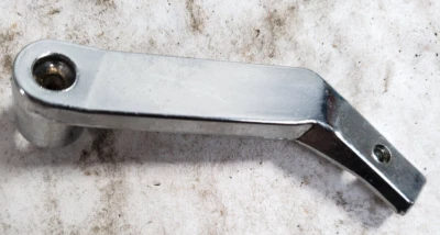 Nuevo de Lote Antiguo 1976 1977 1978 1979 Ford Granada LH Manija Puerta Interior Trasera D6DZ-54266A27-A Foto 1 de 4