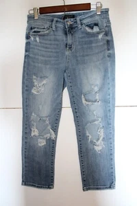 Judy Blue Women's 7 /28 Skinny Fit Capri Medium Wash Distressed - Picture 1 of 14