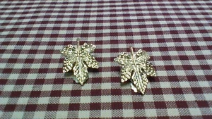 Gold Toned Leaf Clip Earrings - Picture 1 of 3