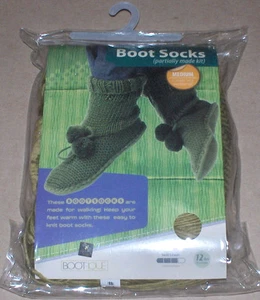 Grünes "Stiefelsocken" teilgefertigtes Strickset - Größe M - Bild 1 von 2