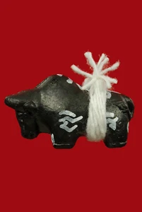 Magic Black Bull Payon Guard Anti Black Magic Protection Dangerous Thai Amulet - Picture 1 of 5