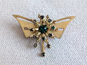 Vtg Gold Tone Butterfly Winged Emerald Green Rhinestone Pendant Pin Brooch 2.25" - Picture 1 of 7