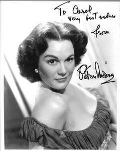 PATRICIA MEDINA (1919-2012) The Black Knight, Mr. Arkadin etc Signed 8 x 10 - Picture 1 of 1