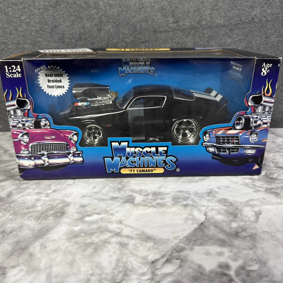Camaro Z28 Diecast Muscle Machines escala 1/24 '71 negro con rayas blancas nuevo en caja Foto 1 de 4