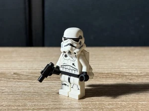 LEGO Star Wars Battle Damaged Stormtrooper Minifigure sw0691 75134 W/ Jetpack - Picture 1 of 2