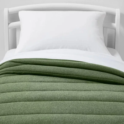 Edredón verde para niños pequeños Channel Jersey - Pillowfort Foto 1 de 3