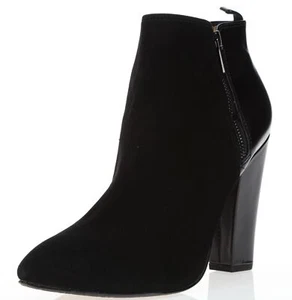 Womens HALOGEN Black Suede Leather Ankle Classic Heels Side Zip Boots Sz. 9.5 M - Picture 1 of 5