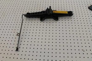 2004 - 2012 VOLVO S40 2.5L EMERGENCY SPARE WHEEL JACK LIFT MECHANISM FACTORY OEM - Picture 1 of 4