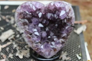 Großes sehr schönes super top hochwertiges Amethyst Geode Herz - Bild 1 von 5