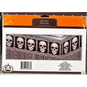 Halloween Skull Wall Border 12in x 25ft - Spooky Gothic Wall Frise Murale - Picture 1 of 2