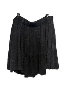 Torrid Super Soft Knit Black Skirt Size 2 - Picture 1 of 3