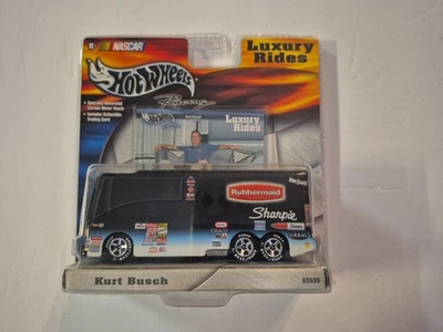Autocar Kurt Busch de carreras NASCAR de lujo Hot Wheels Foto 1 de 3