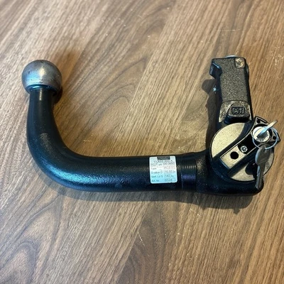 Barra de remolque desmontable BMW X5 E70 2007 - 2013 (2 llaves) Original Foto 1 de 4