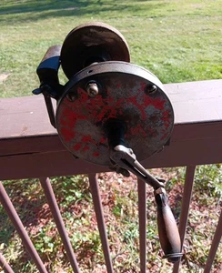 VTG Hand Crank Bench Grinder Sharpener Grinder Wheel Knife Sharpening Wheel Red - Picture 1 of 8