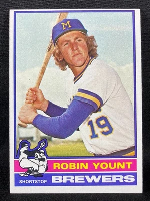 1976 年 Topps #316 ROBIN YOUNT *近乎完好* Milwaukee Brewers - 名人堂 - 第 2 年卡 (1125) — 第 1/2 张图片