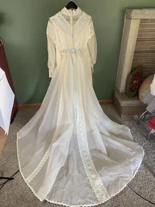 1960s VTG Edythe Vincent Alfred Angelo Lace Long Sleeve Wedding Dress Train Blue - Picture 1 of 12