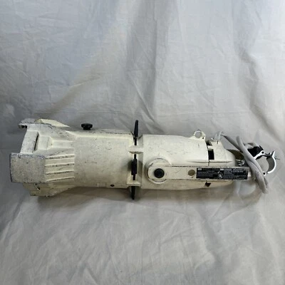 ETC Source Four Jr 50 Degree 575W Spotlight White w/ Mount Bracket - TESTED - Image 1 of 4