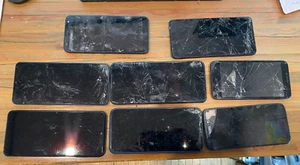 Lot de 8 téléphones portables cassés pour pièces - Photo 1 sur 7