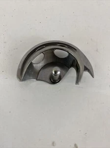 HOOK SHUTTLE Universal Singer 1525 1732 223 2250 2259 2263 2273 2932 3001 3002 + - Picture 1 of 3