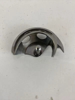 HOOK SHUTTLE Universal Singer 1525 1732 223 2250 2259 2263 2273 2932 3001 3002 + - Image 1 of 3