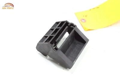 Land Rover Range Rover 2003-12 soporte de radiador soporte inferior derecho OEM Foto 1 de 4