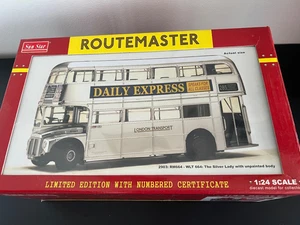 Sunstar 2903 Routemaster. 1:24 Scale Silver Daily Express Routemaster FREE POST - Picture 1 of 19