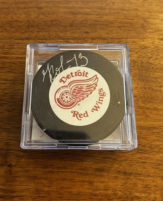 Disco de hockey firmado por Detroit Red Wings Slava Kozlov NHL disco Becket certificado de autenticidad Foto 1 de 2