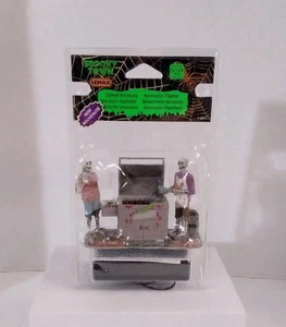 Lemax Spooky Town Gory Grillin #54912 Lighted Halloween Village Accessory Decor - Picture 1 of 4