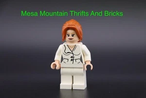 LEGO® Pepper Potts Minifigure sh0068 Marvel Iron Man 3 White Suit Smile 76007 - Picture 1 of 6