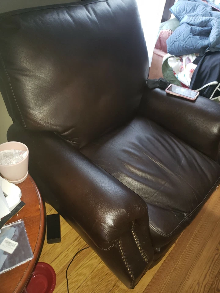 Chair - Изображение 1 из 1