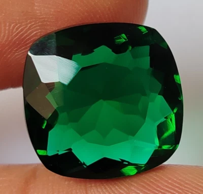 AAA+ Green Emerald 17.20 CT Cushion Cut Loose Gemstone Ring for Gift Women - Image 1 of 4
