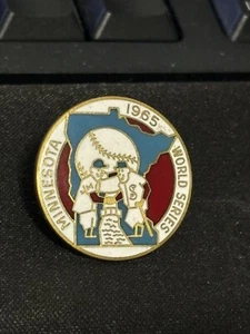 1965 Minnesota Twins World Series Baseball Media Press Pin Original Balfour Vtg - Picture 1 of 2