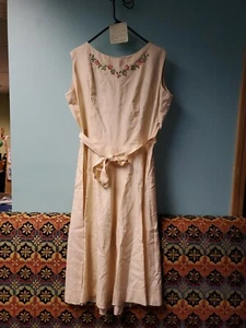 Handmade Vintage Pongee Dress w/ Sash Light Beige Embroidered Floral - Picture 1 of 5