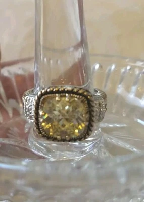 Lia Sophia "Lemon Chiffon" Ring Two Tone Gold&Silver Cushion Cut SZ 6 - Image 1 of 4