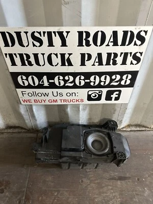 👀 2015-2018 Chevrolet Suburban Tahoe GMC Yukon Bose Subwoofer Speaker Box OEM - Image 1 of 4