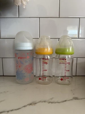 Botella de vidrio de lactancia de cuello ancho para palomas JAPÓN 240 ml 8 oz paquete de 3 Foto 1 de 4