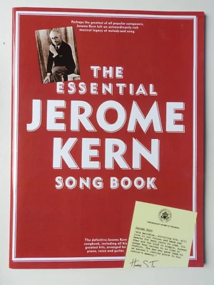Essential Jerome Kern  Song Book piano vocal guitar PVG 13 songs paperback - Image 1 of 4