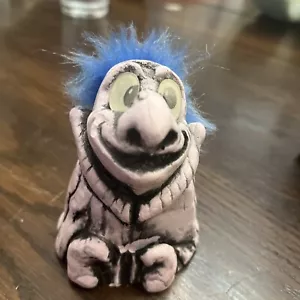 Vintage 1973 Benje Cross Eyed Troll Figurine Blue Hair 3.5 Inches Tall - Picture 1 of 9