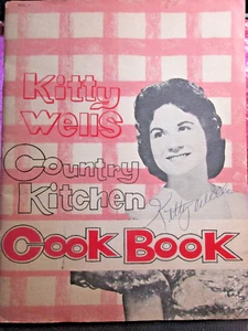 Kitty Wells Country Kitchen Cookbook - Signed by Killy Wells 1964 Paperback - Imagen 1 de 6