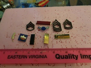 Diez alfileres y/o cosas militares diferentes (BOLSA #21) - Imagen 1 de 2