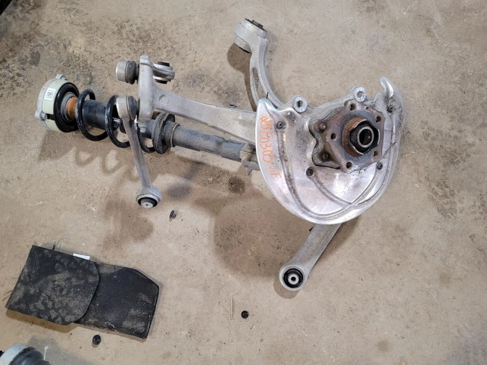 (LOCAL PICKUP ONLY) Driver Left Front Knee Fits 18 AUDI A5 2037133 - Image 1 of 1