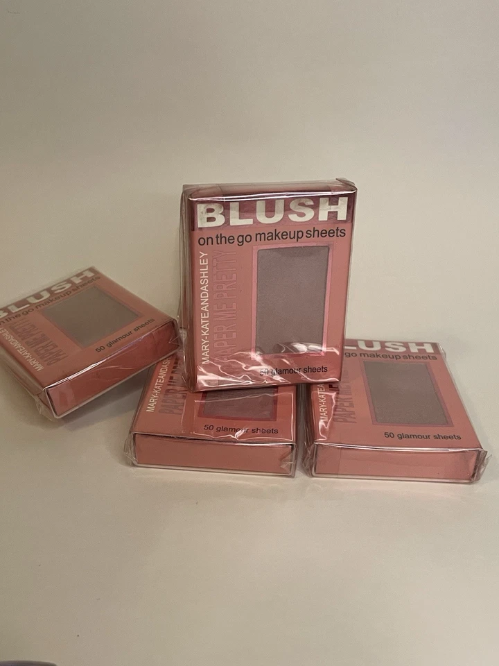 Maquillaje Mary-Kate and Ashley Paper Me Pretty On The Go 50 hojas tono enrojecido Foto 1 de 3