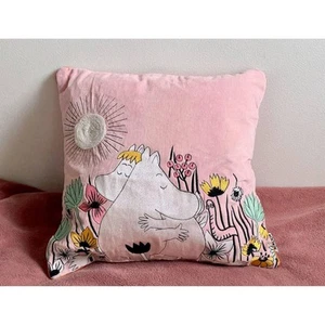 Moomin Cushion, Pink Velvet Embroidered Pillow, Moomintroll & Snorkmaiden Hug - Picture 1 of 10