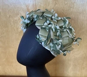 Vintage Marche Exclusive White & Green Floral Ribbon Hat Cap Union Made - Bild 1 von 13