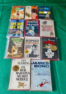 11 James Bond + Ray Chandler Signet/Pan/Pocket Books Paperback - Bild 1 von 12