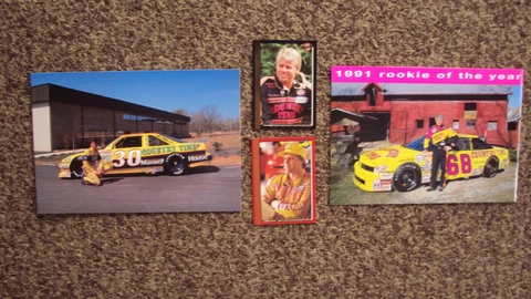 4 diff - Bobby Hamilton Michael Waltrip #30 #68 " COUNTRY TIME " NASCAR POSTCARD Cover