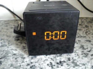 Sony  ICF-C1 Portable Alarm Clock Radio AM/FM Working - Picture 1 of 4