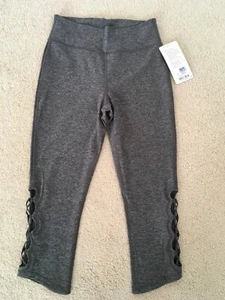 LULULEMON TIED TO IT CROP IN HEATHERED BLACK/DARK CARBON SIZE 10 NEW WITH TAGS - Picture 1 of 11